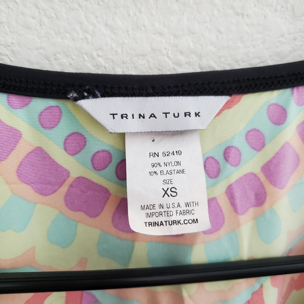 Trina Turk Short Sleeve Tunic - Picture 3 of 5